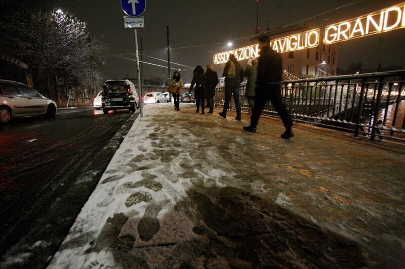 Maltempo, neve e gelo al Nord: disagi sulle strade 18