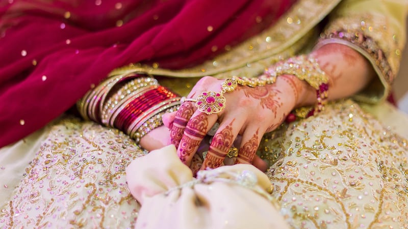 Trieste, 29enne pakistana rifiuta il matrimonio combinato: “Vogliono tagliarmi la gola”