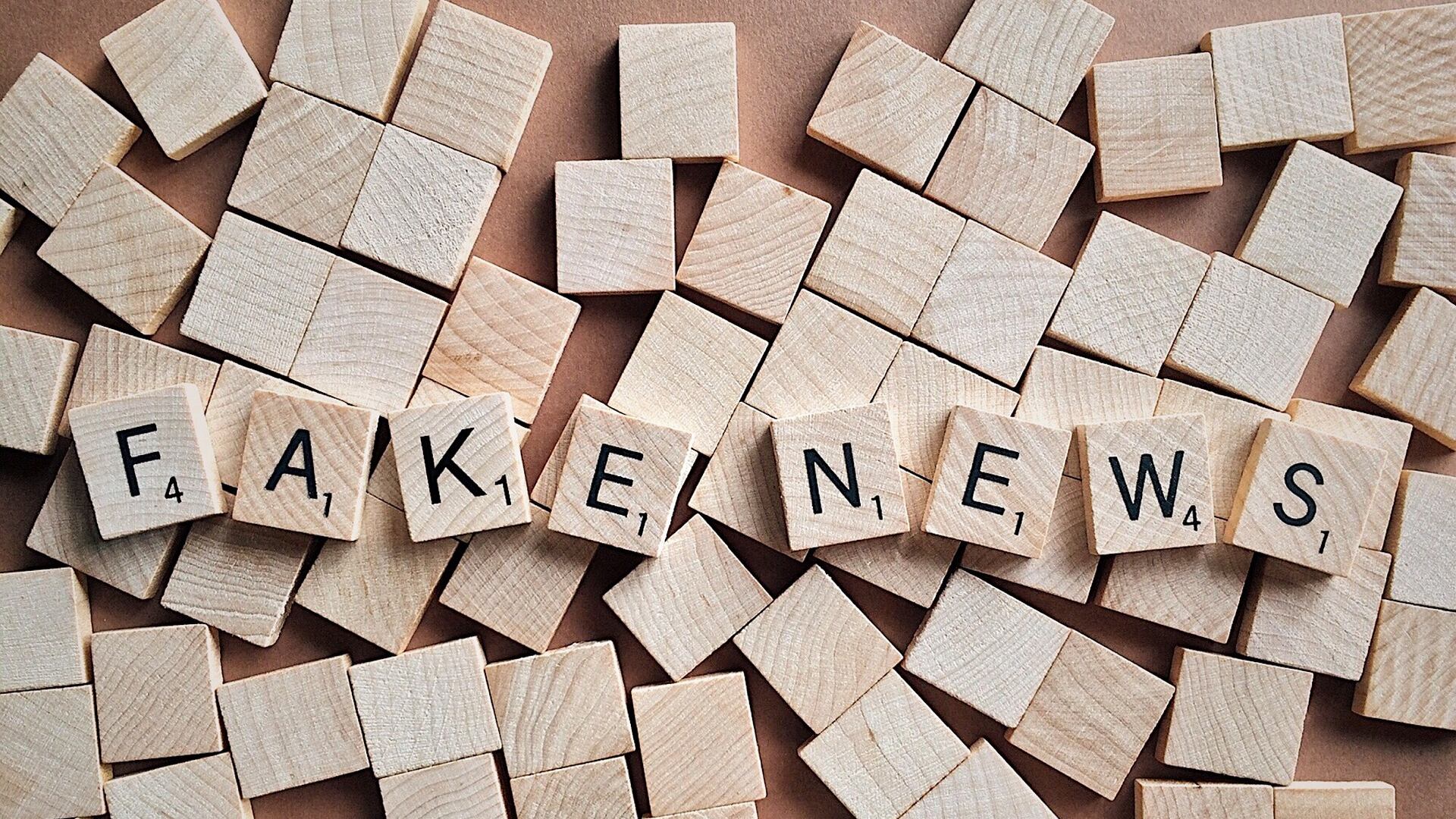 La guerra delle fake news: così si manipolano i media
