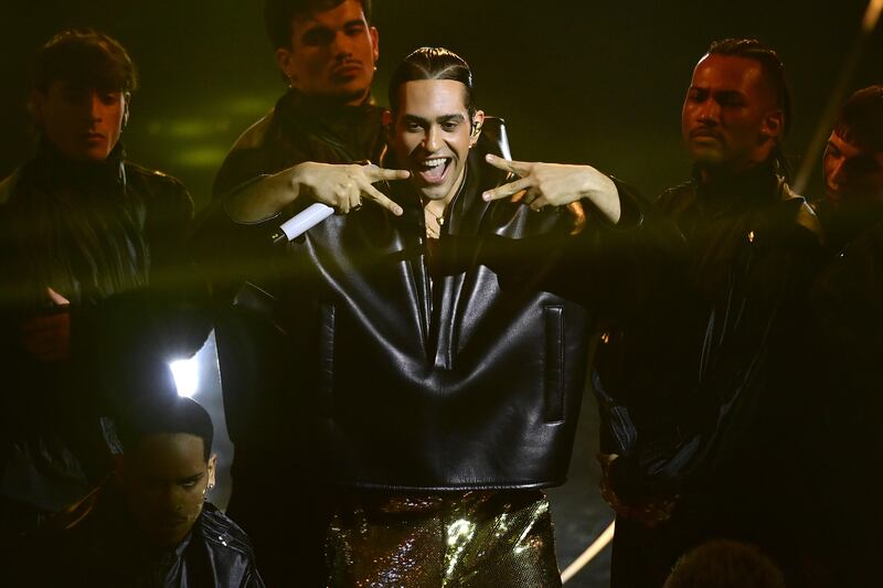 Sanremo 2024: ecco il look della finalissima del Festival di Mahmood 7