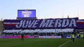 Juve viola di rabbia per uno striscione