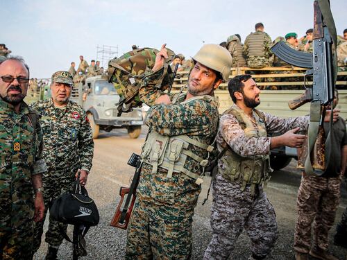 L'Iran muove tank e missili: cosa rivelano i giochi di guerra