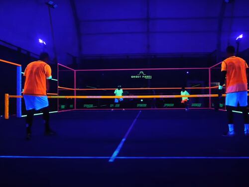 Dal Padel al "Ghostpadel": si gioca al buio, ecco come funziona