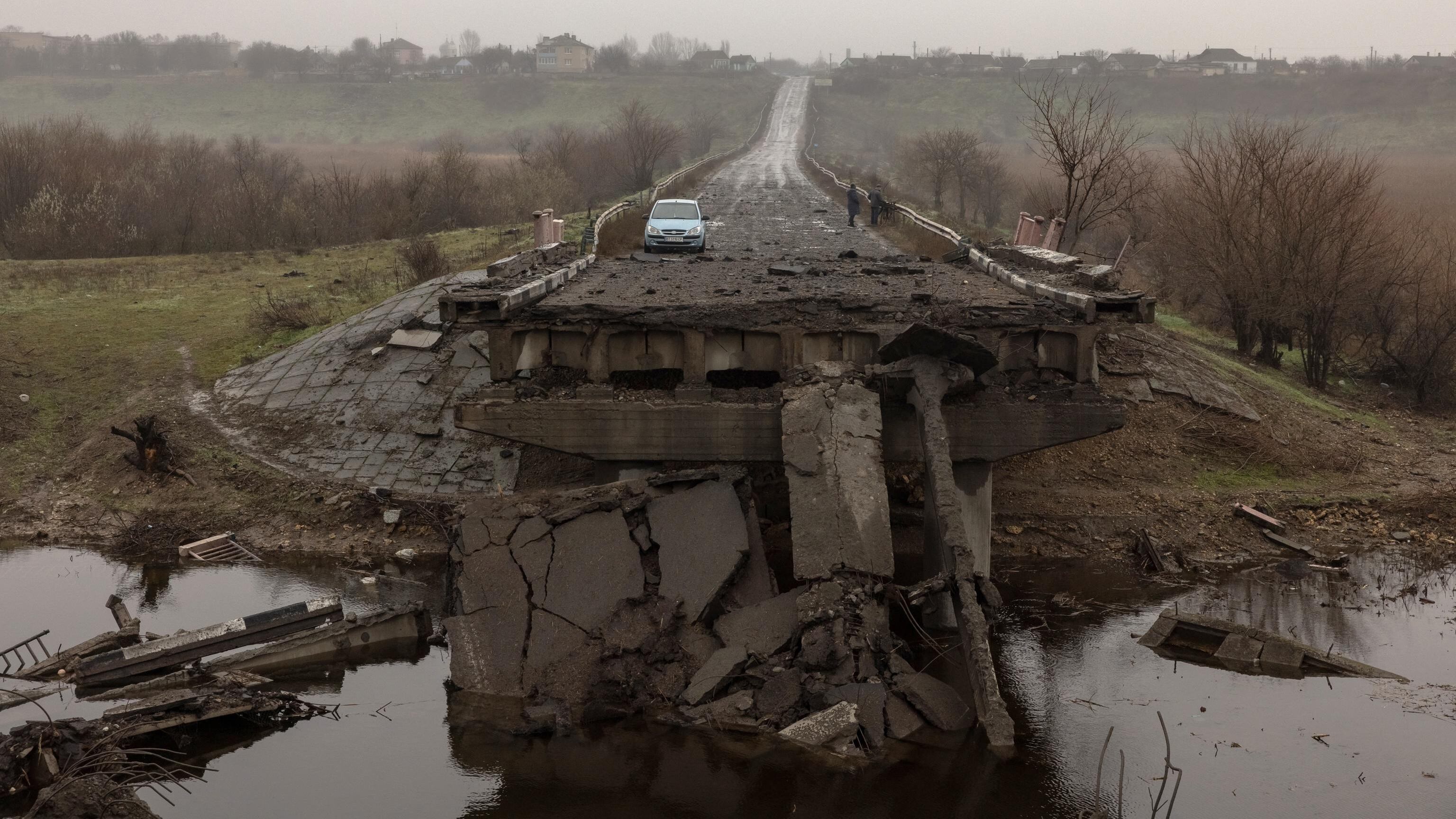 Ora i russi preparano la mobilitazione segreta di altri 100mila soldati. Ritirata da Zaporizhzhia