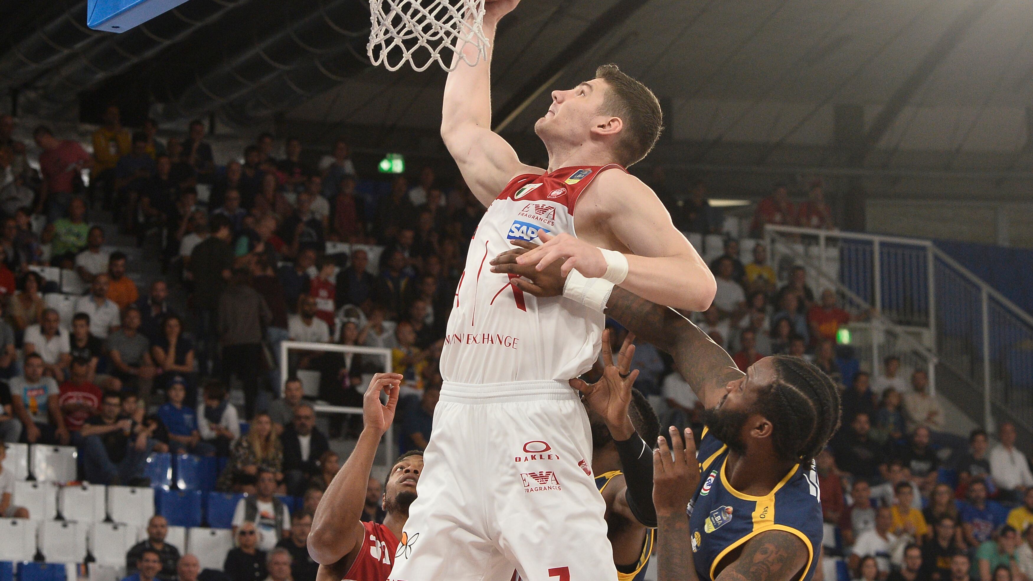 Armani, Siena, Primavera la settimana nera del basket
