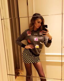 Belen Rodriguez, il capezzolo esalta Facebook 16