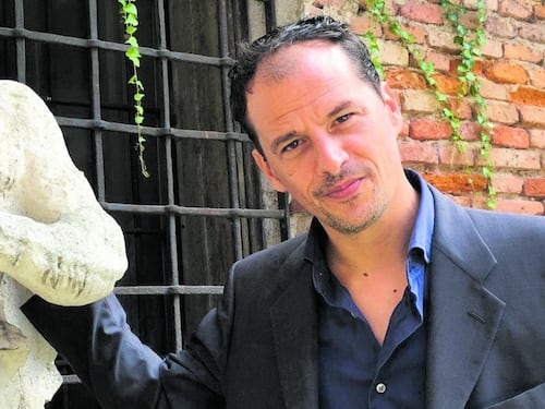 "Così ho portato 'La vedova scaltra' di Goldoni a Parigi. Per sedurre i francesi". Intervista a Giancarlo Marinelli