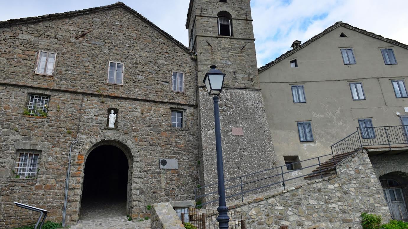 Il paese di undici anime conteso fra Emilia e Toscana
