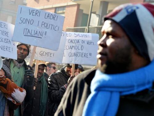 Se pure il Viminale sconsiglia di accogliere i profughi