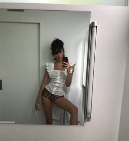 Jenner e Hadid, le sexy sorelle della moda 41