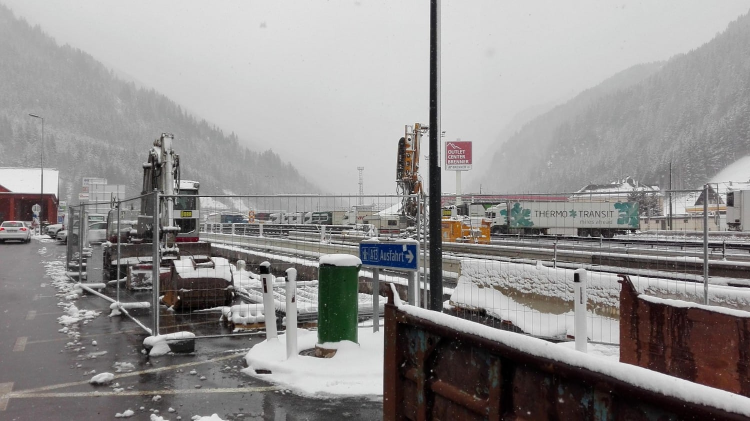 Migranti, l'Austria fa sul serio: "Ora controlli anche in Italia"