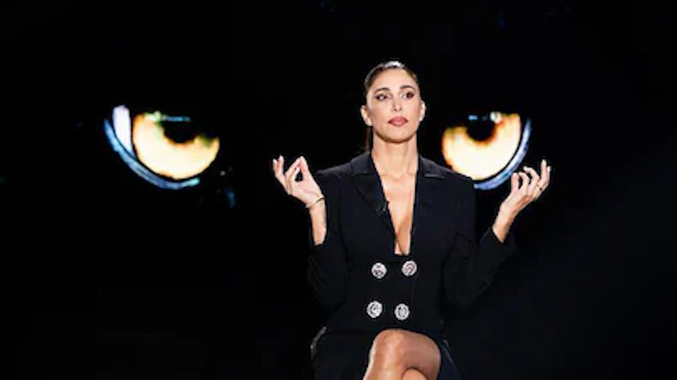Belen Rodriguez : “Ho menato tutti i miei fidanzati, De Martino di più”. La rivelazione choc