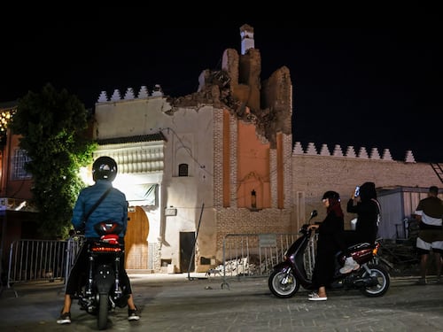 Minareti, botteghe e patrimoni Unesco. Crolla il luogo simbolo del sogno e della fuga