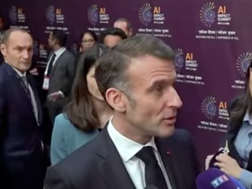 Macron non dia lezioni, Meloni a Sanremo e Trump: quindi, oggi…