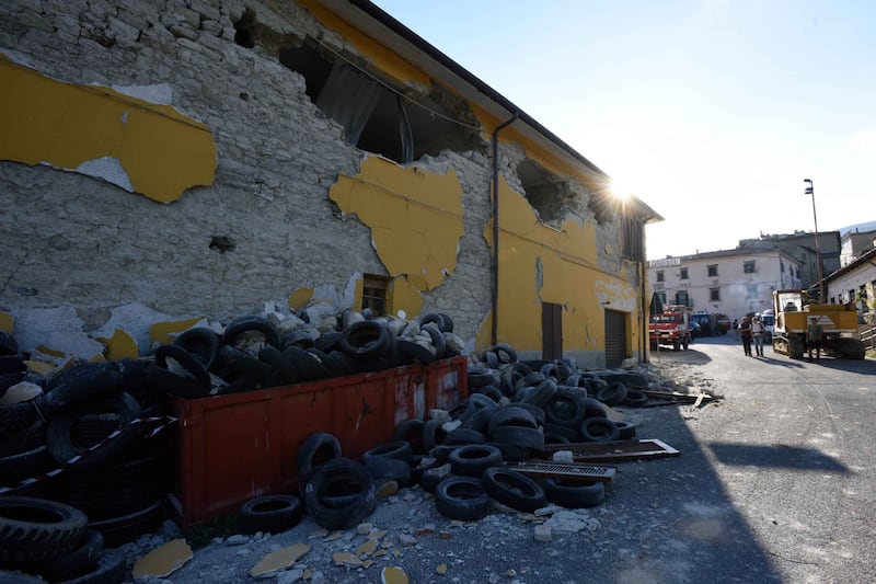 Lily Allen e il terremoto: foto 33