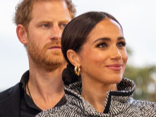Razzisti a corte Carlo e Kate fecero battute contro "Archie"
