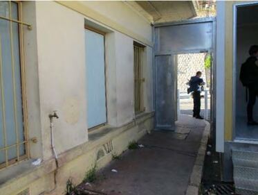 I rapporti e le foto sui container francesi per i migranti 4