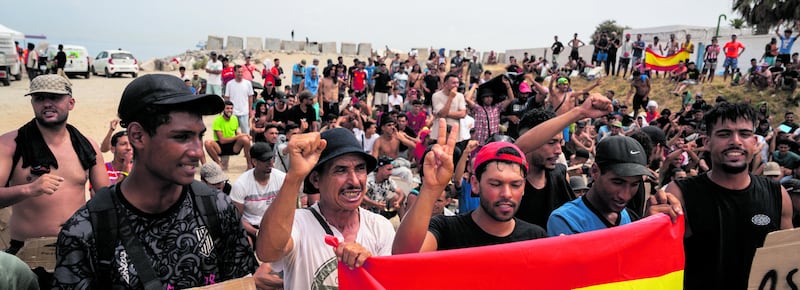 Stupri e violenze, Ceuta è un inferno. Il Marocco ferma un’altra ondata
