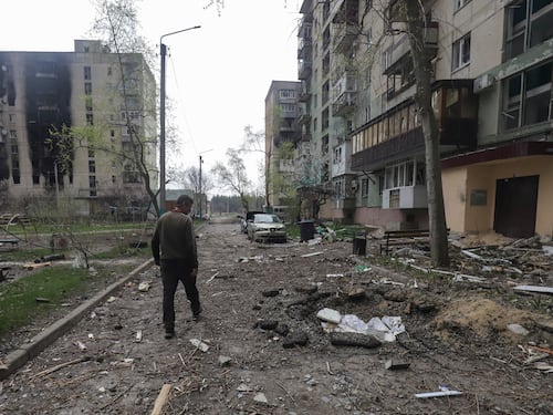 I russi lanciano i Mig. Kreminna nuova linea del fronte