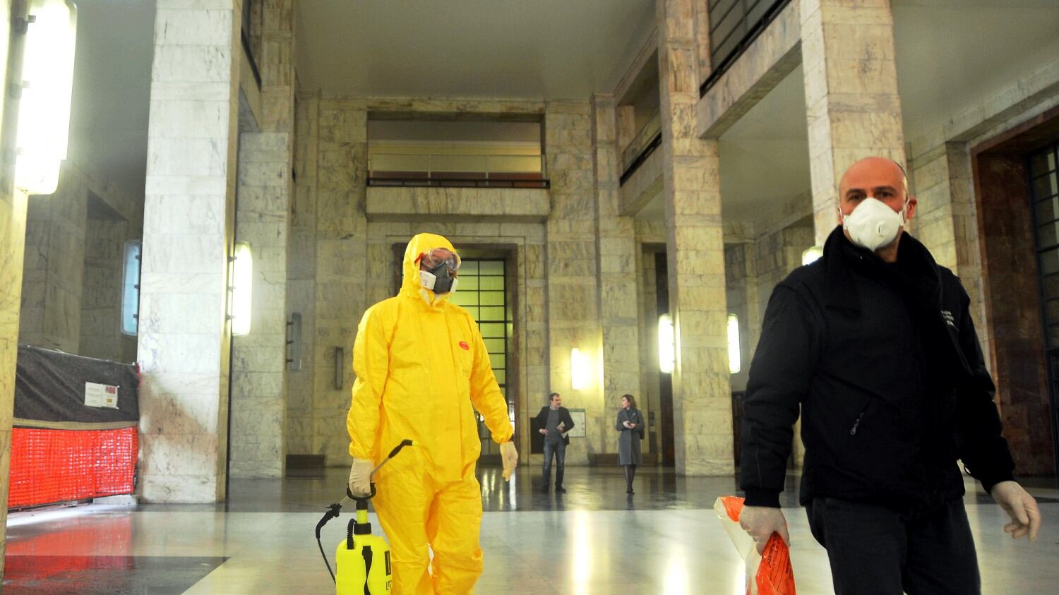 La giornata più nera: ricoverato un neonato Forse altre zone rosse