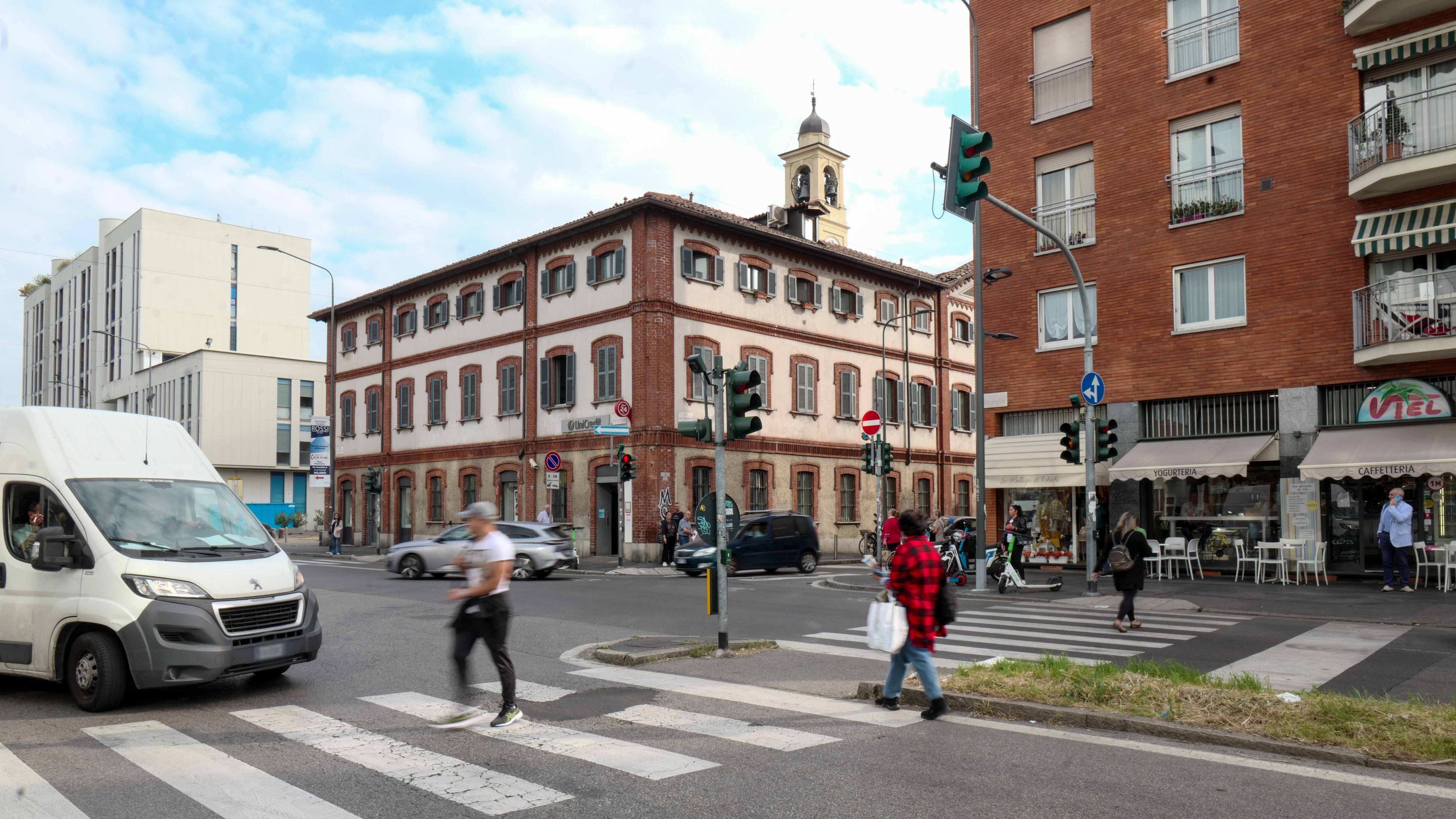 "Sono un soldato di Allah". Le confessioni dell'islamico che ha pestato i passanti a Milano