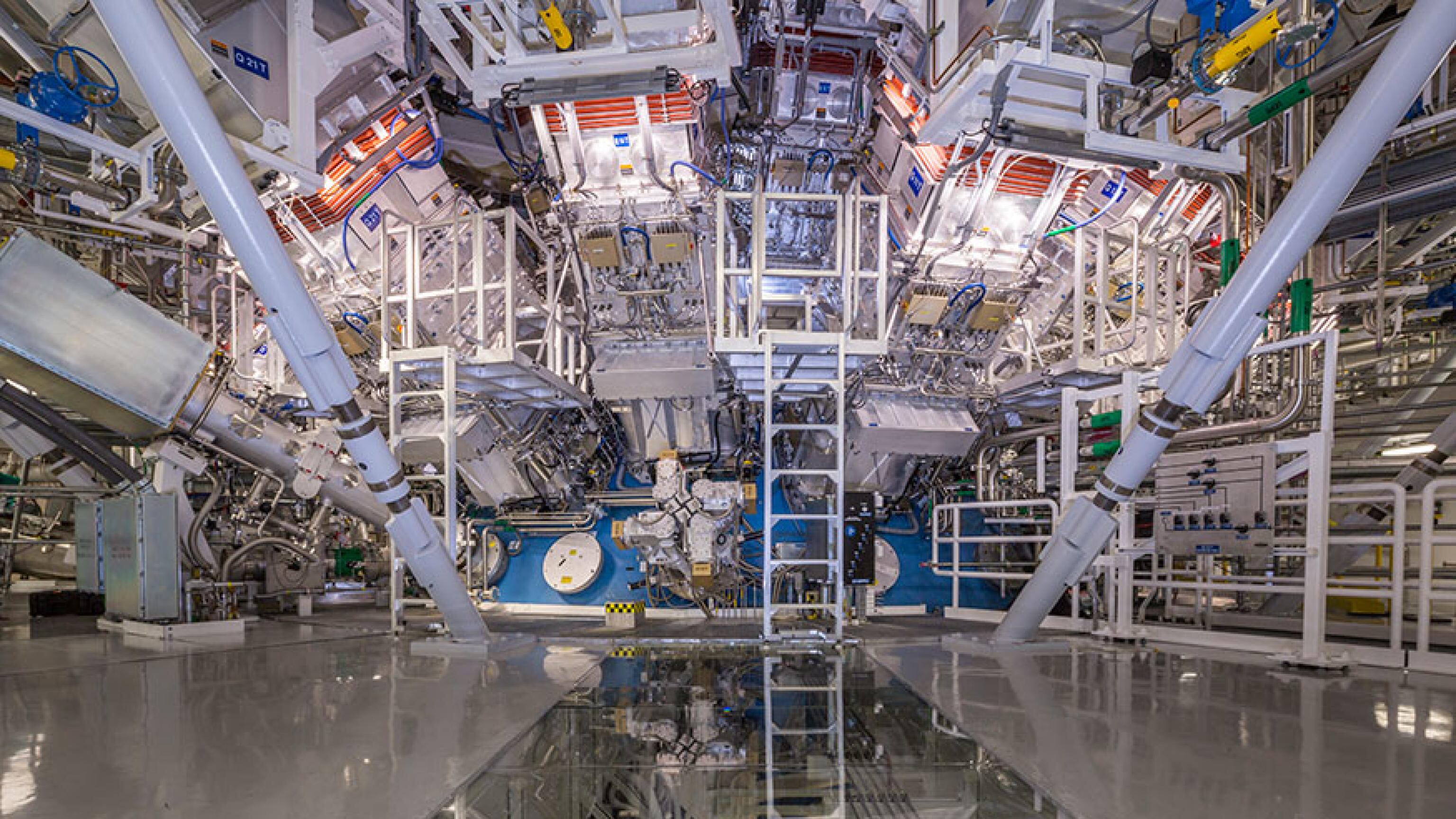 Fusione nucleare: arriva l'energia pulita e illimitata (ma solo tra decenni)