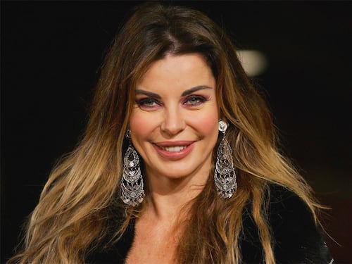 Jet privato, dentista e ristrutturazioni. Alba Parietti: "Negli affari so intuire la potenzialità"