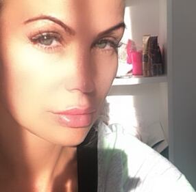 Eva Henger sexy sui social 11