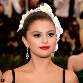 Da Selena Gomez a Kristen Stewart, le icone sexy del fotografo Jake Bailey su Instagram 3