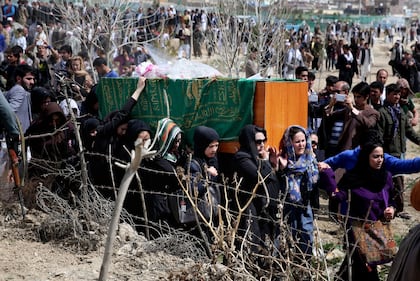 I funerali a Kabul della donna uccisa 3
