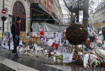 Gli Eagles of Death Metal tornano a Parigi 11