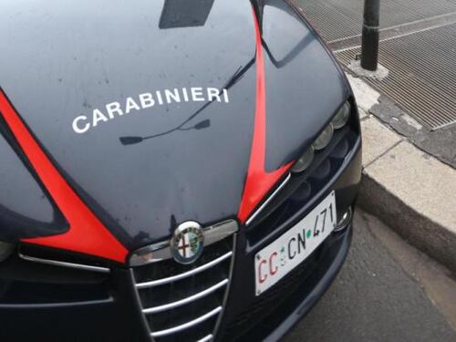 Litiga col fidanzato e tenta il suicidio, salvata dai carabinieri