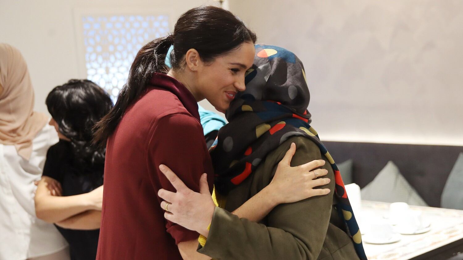 Una tempesta su Meghan Markle: visita la moschea dei terroristi islamici