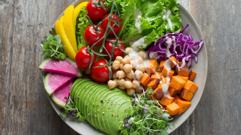Dieta crudivora: quali benefici per la salute e per la prevenzione del cancro