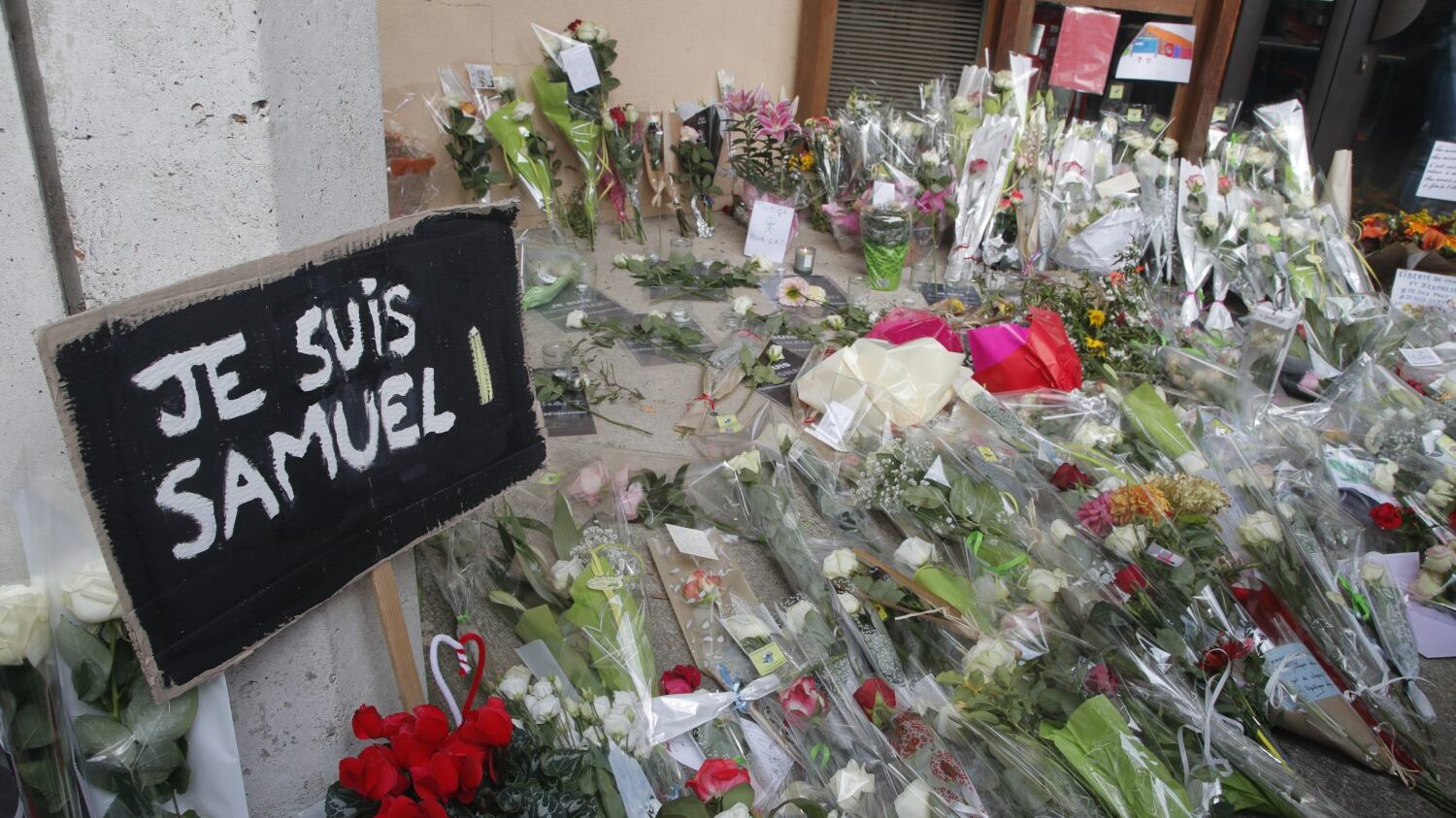 L'imam condanna il terrorismo. "Ma le vignette incitano all'odio"