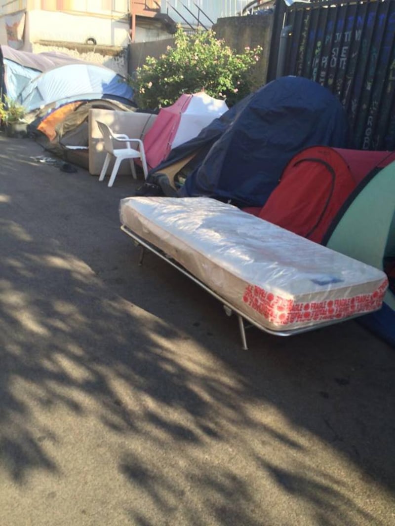 I migranti del Baobab e il degrado di via Cupa 11