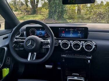 Mercedes CLA Shooting Brake, guarda la gallery della Station Wagon Coupè  15