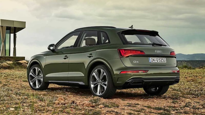 audi q5 dietro