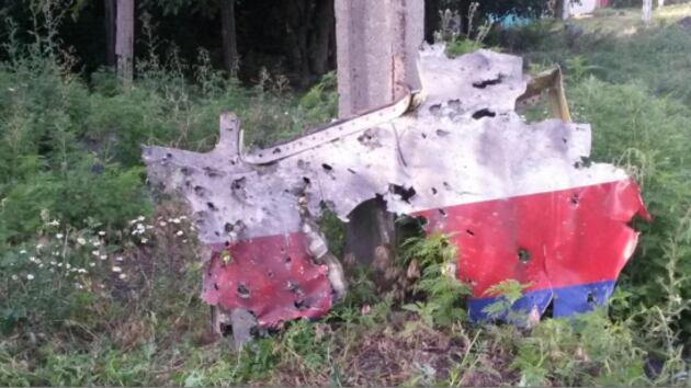 Tutti i misteri sul Boeing-777: missile o fori di mitragliatrice?