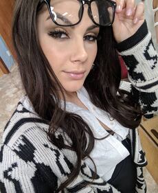 Valentina Nappi, lingerie fetish sui social 19