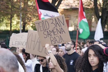 Pro Palestina in piazza a Milano 5