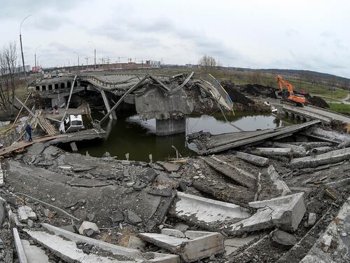 Fronte di 480 km con 78 battaglioni. La fretta dei russi: piegare il Donbass