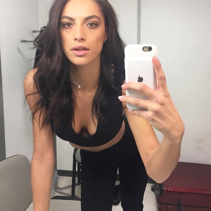 Dayane Mello, Desirèe Popper e Stefano De Martino 6