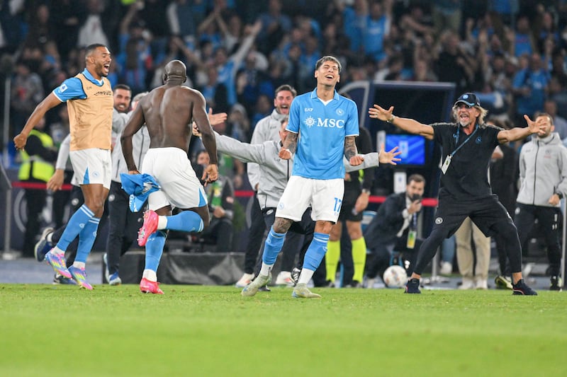 Napoli campione d'Italia: inizia la festa scudetto 1