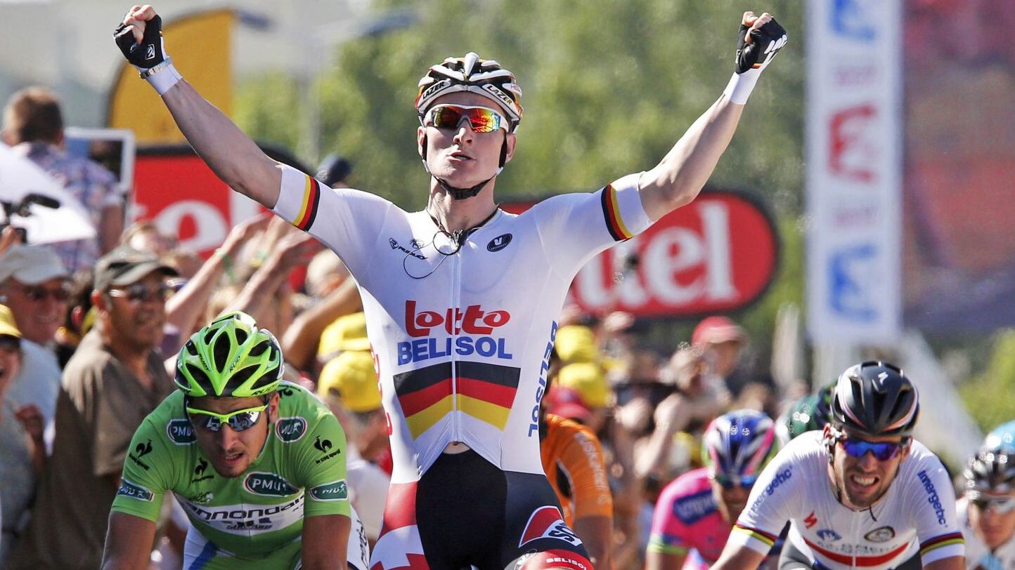 Tour de France 6 tappa: lo sprint è sempre tedesco, fora Kittel vince Greipel