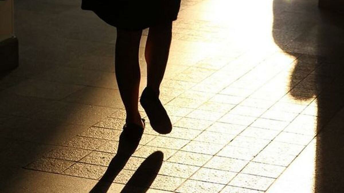 100mila messaggi, pedinamenti e appostamenti: "Sarai mia moglie", l'incubo dello stalker egiziano