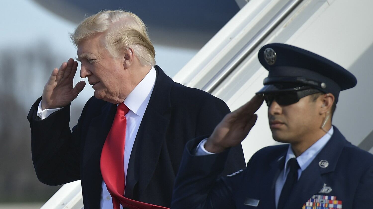 Trump vuole stangare le auto straniere