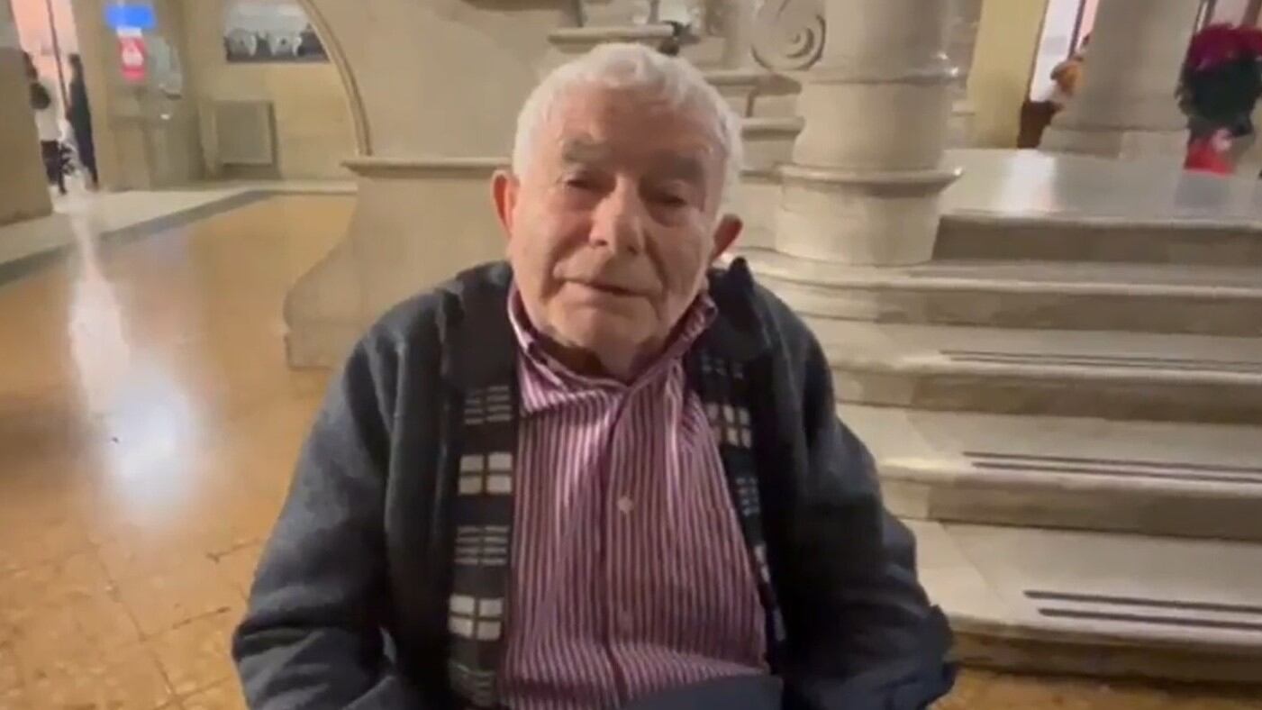 "Sarei morto...". Parla il turista che ha aspettato tre ore un'ambulanza a Roma