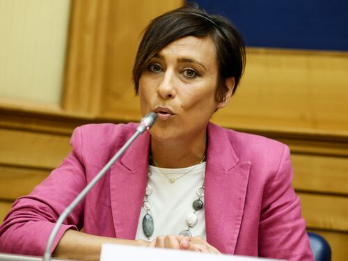 "Il decreto flussi tutela e valorizza le donne. Così fermerà il racket dello sfruttamento"