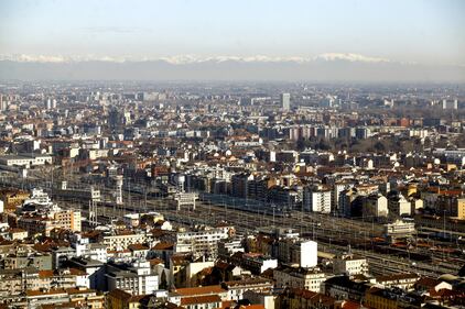 Milano, le panoramiche scattate da Palazzo Lombardia mostrano una città incantevole 4